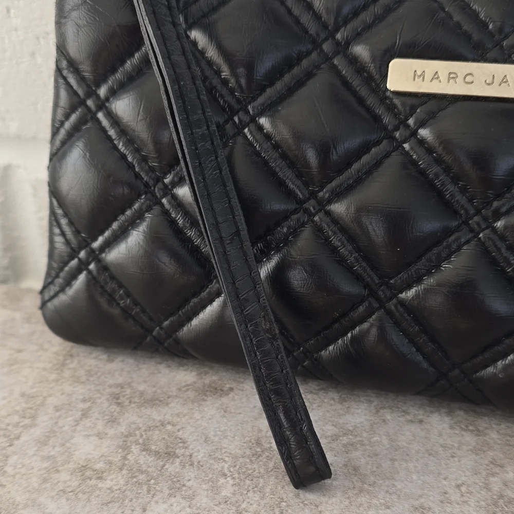 Marc Jacobs Quilted Leather Wristlet/Pouch/Wallet - Picture 4 of 13